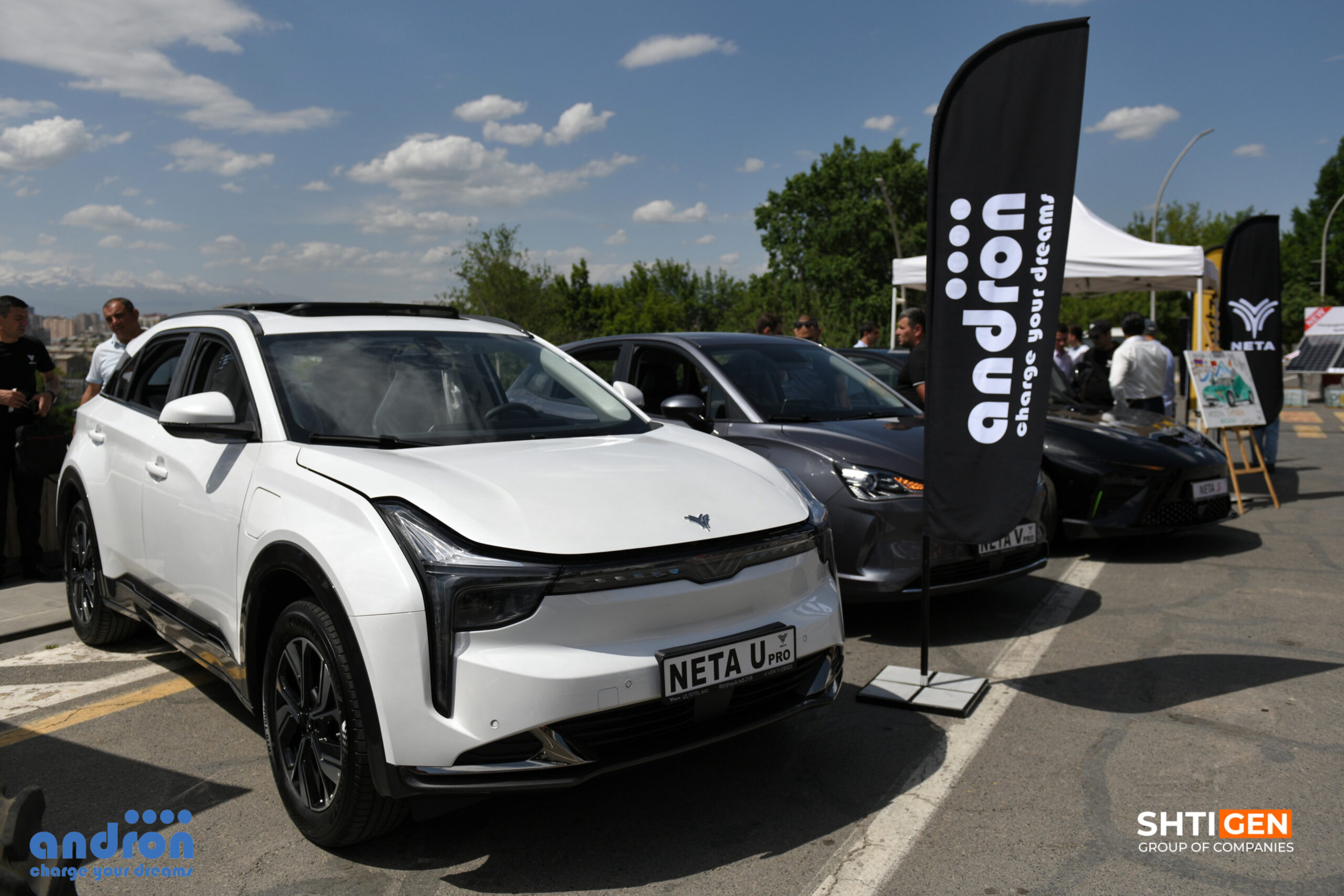 Andron, the leader in the electric car market. Presentation of Neta S