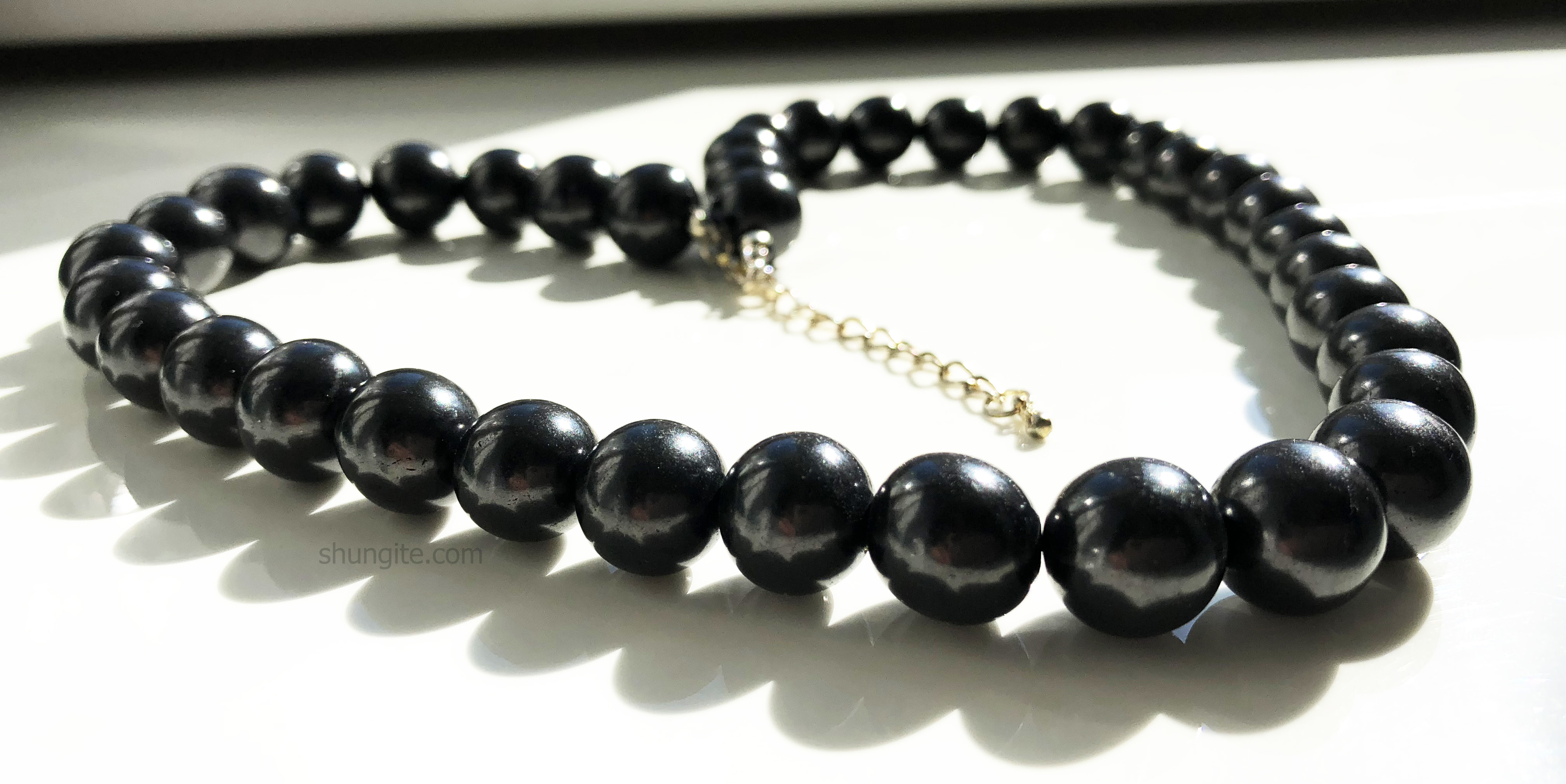Shungite necklace. Shungite Necklace vs. Pendant Benefits