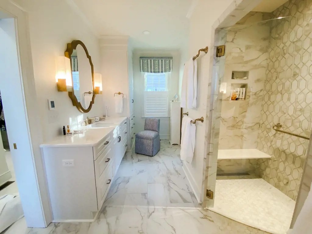 Creating A Functional And Stylish Upstairs Bathroom A StepByStep