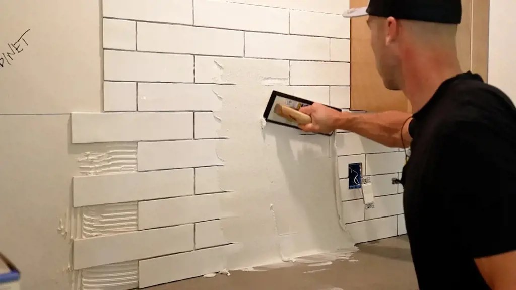 The Complete Guide To Grouting Your Kitchen Backsplash Tips And Tricks