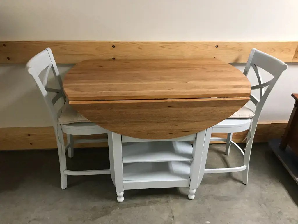 A Guide To Sealing A Dining Room Table Top For LongLasting Protection ShunShelter