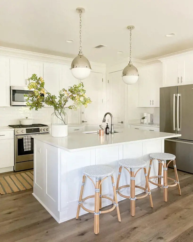 The Proper Way To Measure For Stools For Your Kitchen Island ShunShelter