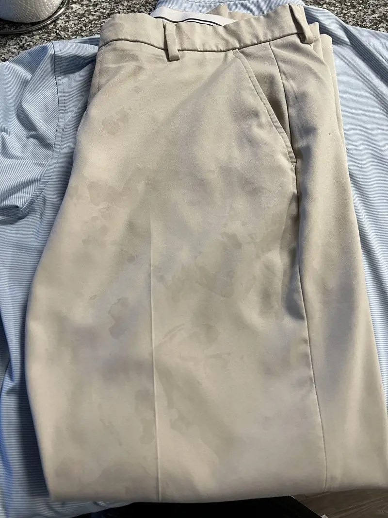 The Best Ways To Remove Detergent Stains From Khaki Pants ShunVogue