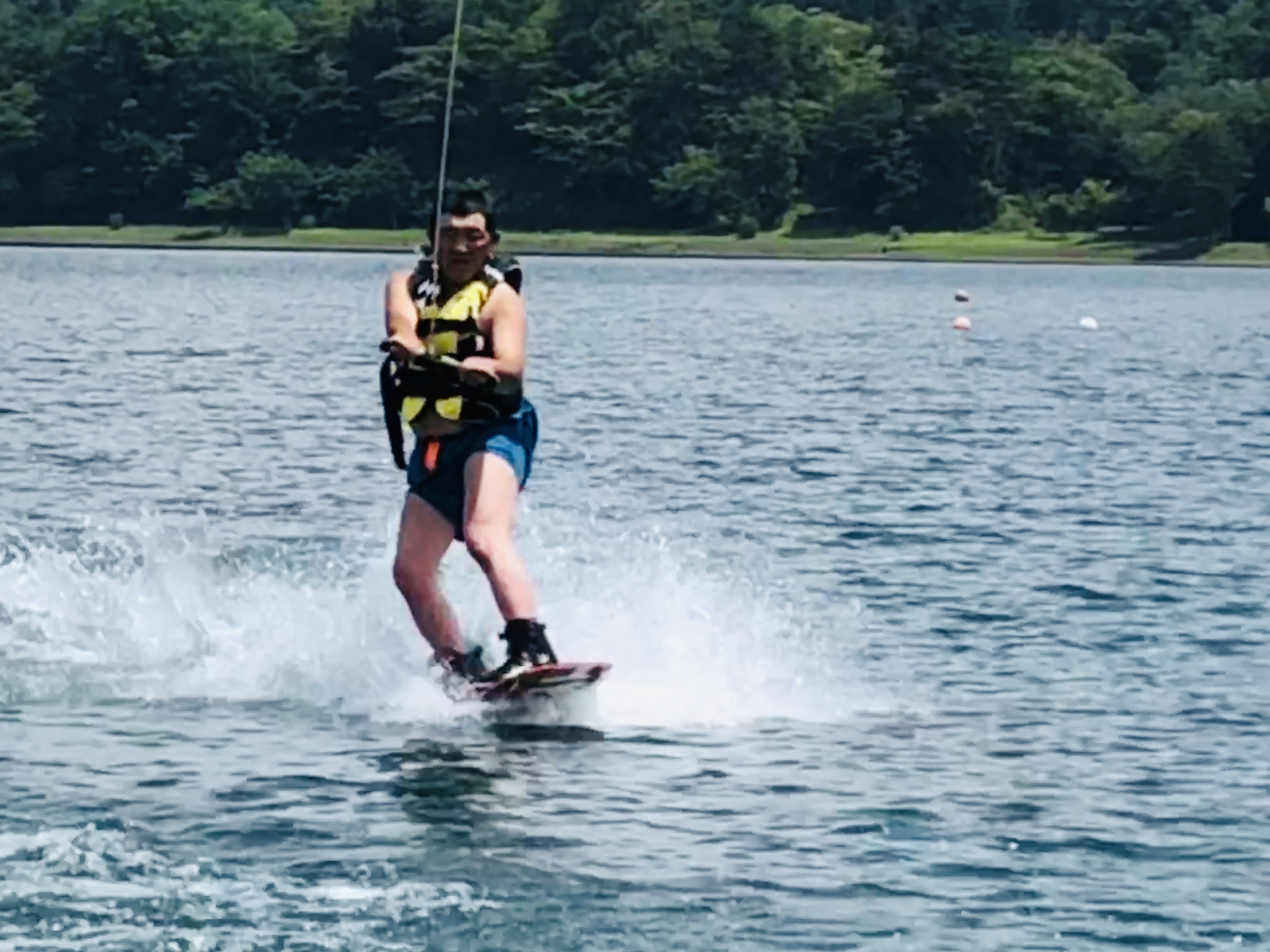 山中湖わかさぎ釣りドーム船 しゅうすいやボートハウス