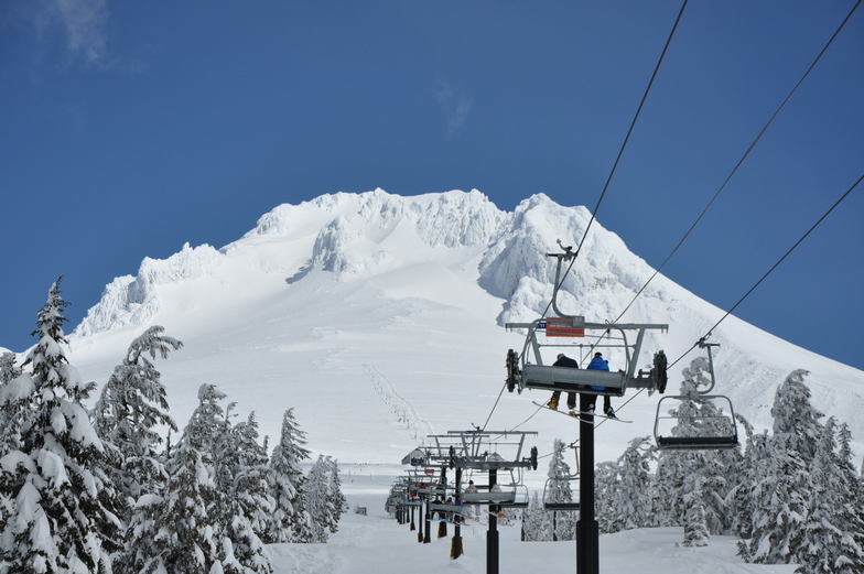 Mt hood Ski Bowl Shuttle Oregon