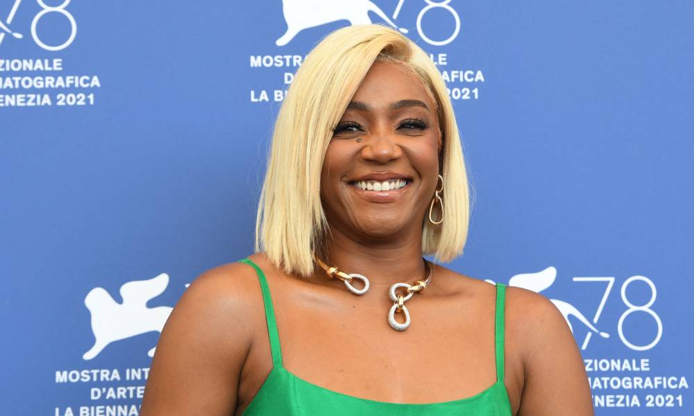 15 Best Female Stand Up Comedians Ever