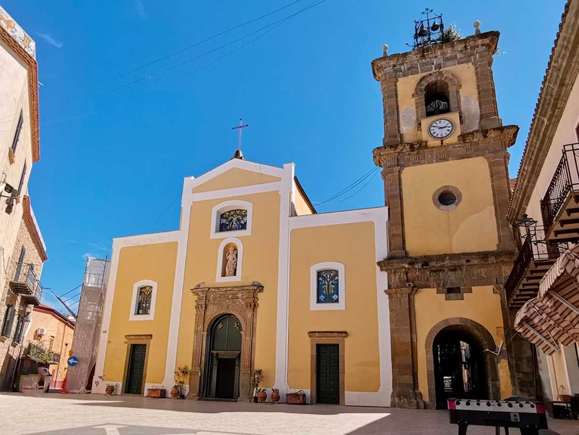 Chiesa Madre di San Nicola di Bari a Santo Stefano Camastra Sicily in