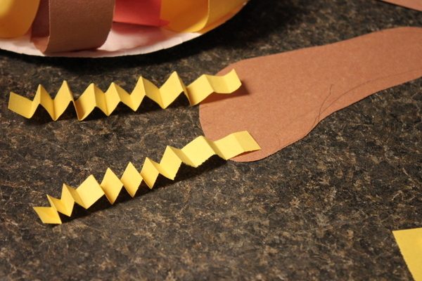 turkey wreath acordian style legs