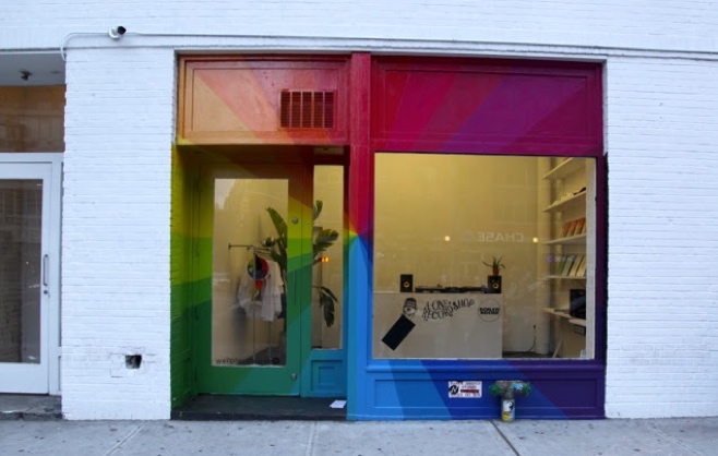Jamie xx Opens 'Good Times Store' in New York City | Sidewalk Hustle