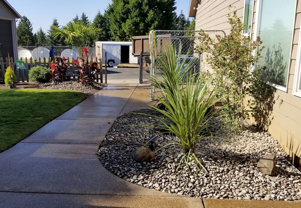 At Siegmund Landscape Supply, we believe that talented landscapers plus
