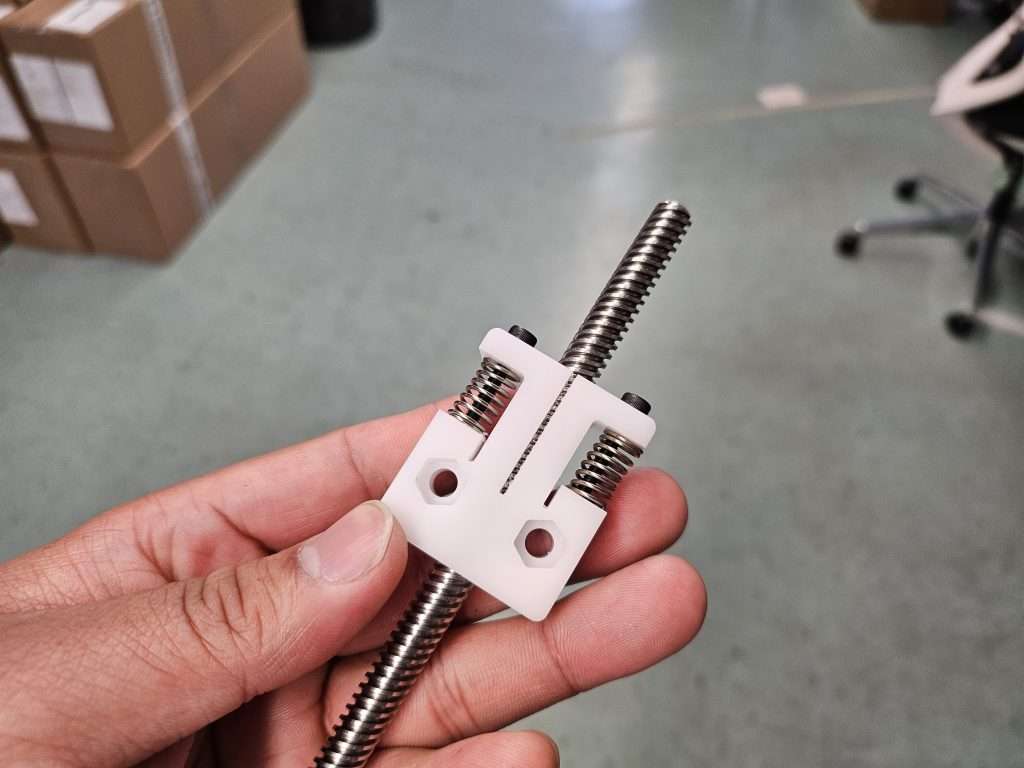 Everything you need to know about the springloaded antibacklash nut