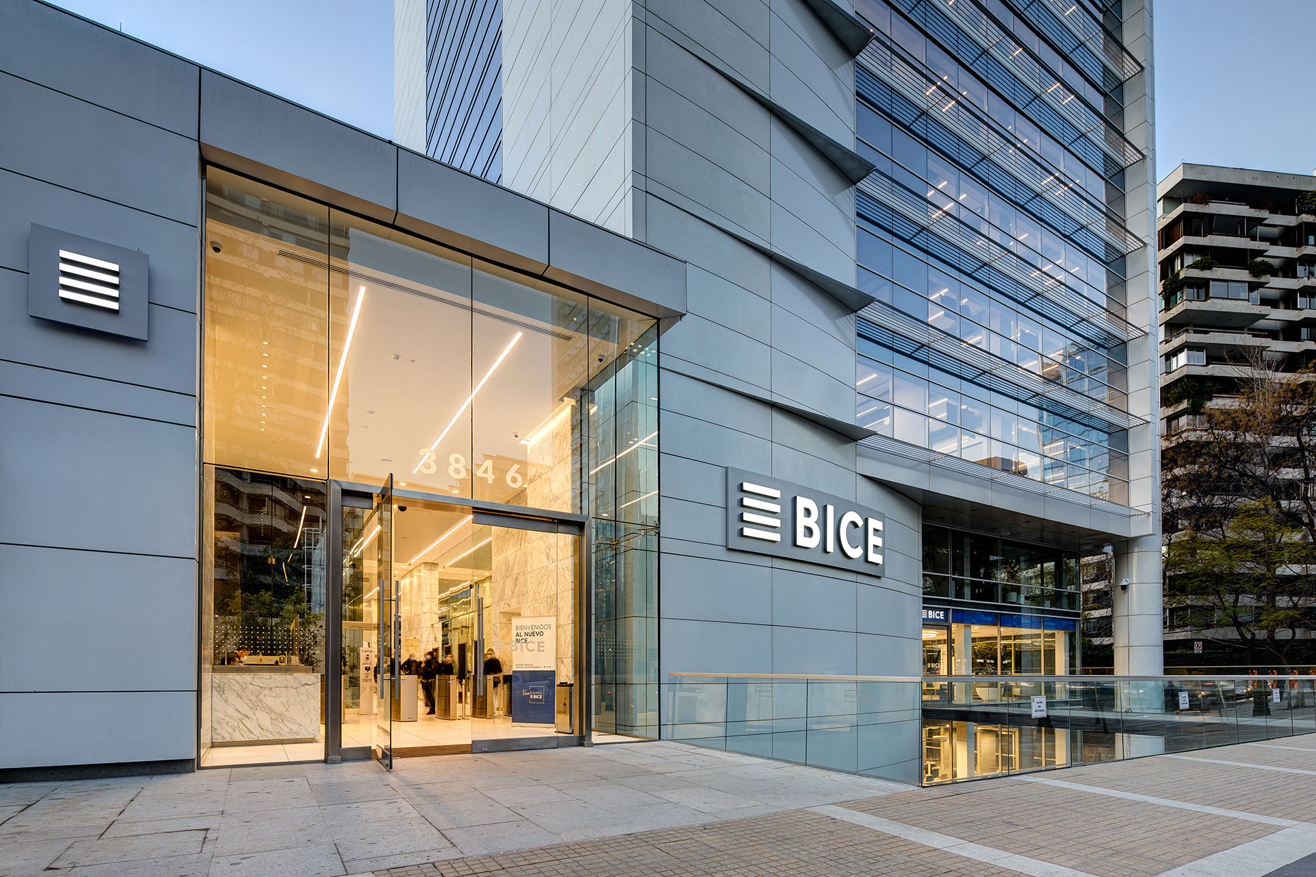 Señalética Oficinas Banco Bice Proyecto e Implementación Siente Cinco