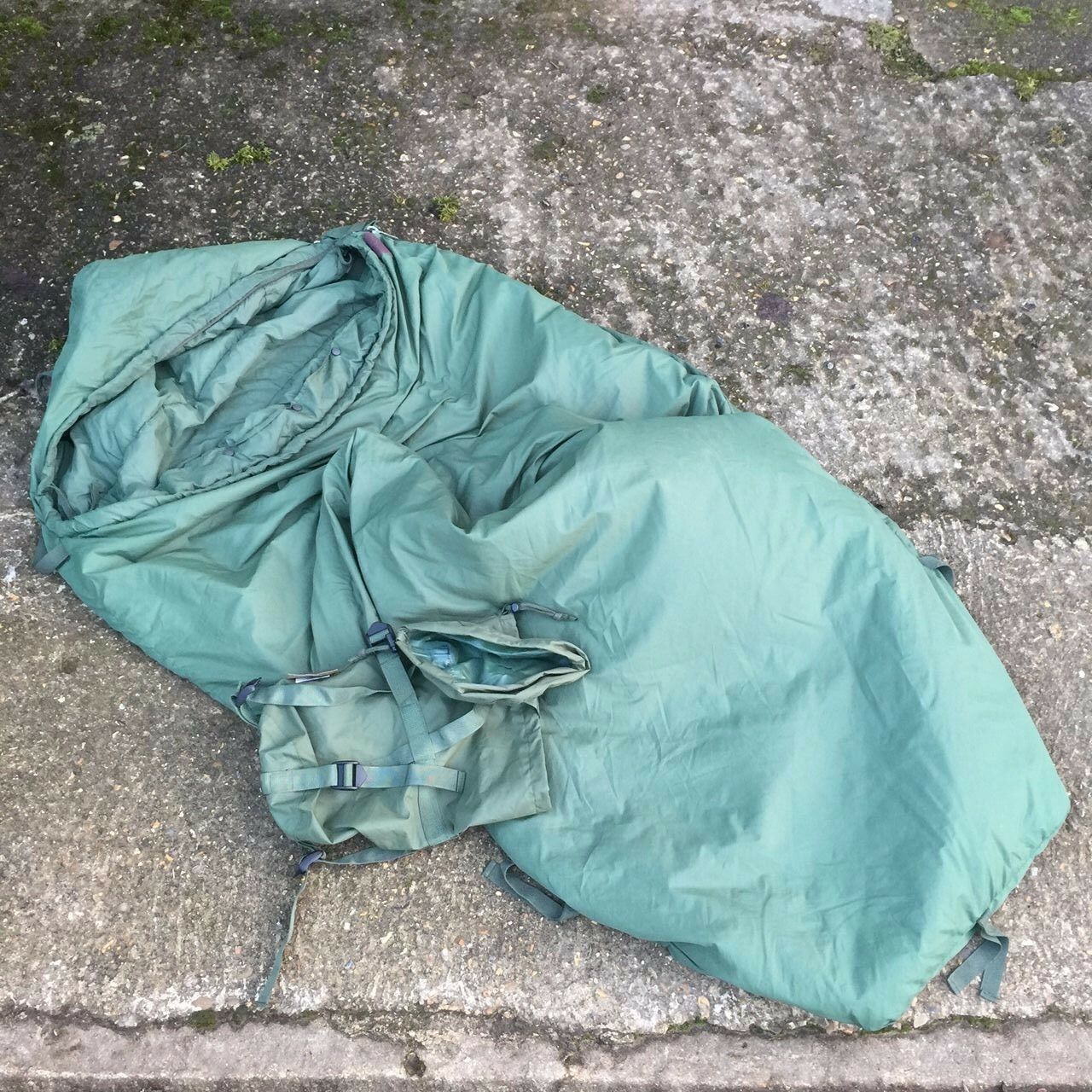 BRITISH ARMY ISSUE MODULAR SYSTEM LIGHTWEIGHT SLEEPING BAG,NO