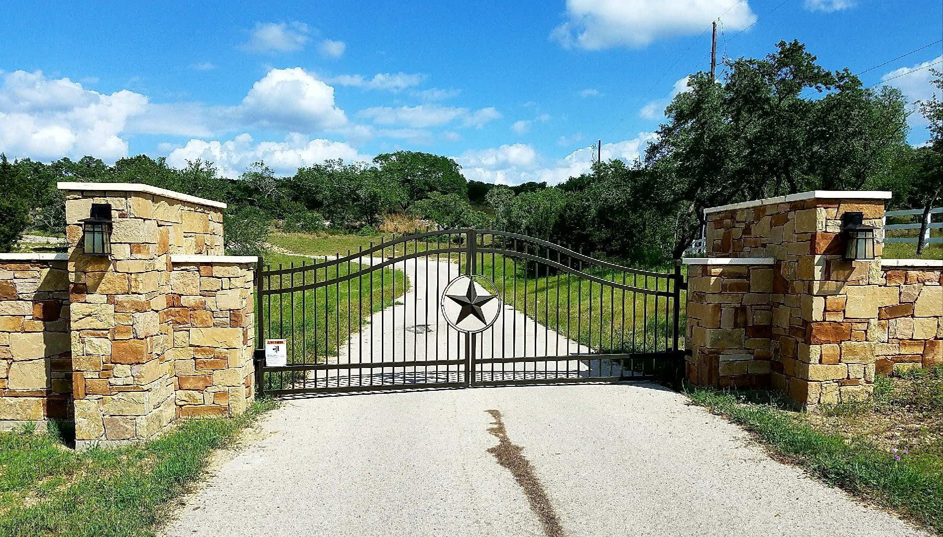 Automatic Gates Austin TX Electric Driveway/Entry Gate Installation