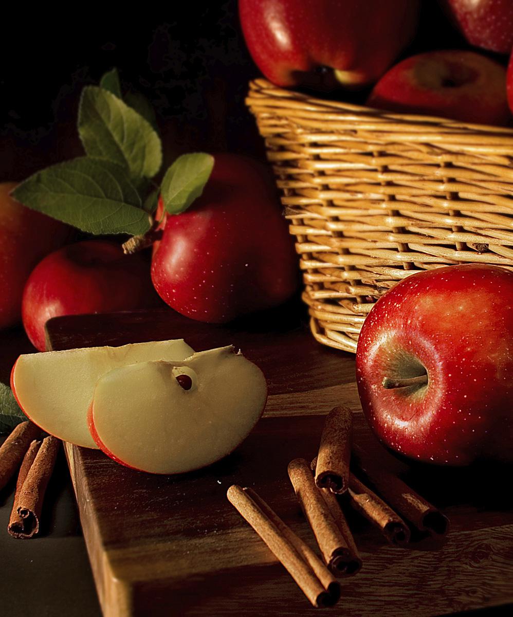 Apple Cinnamon Scented Candle Sierra Mountain Candle Co