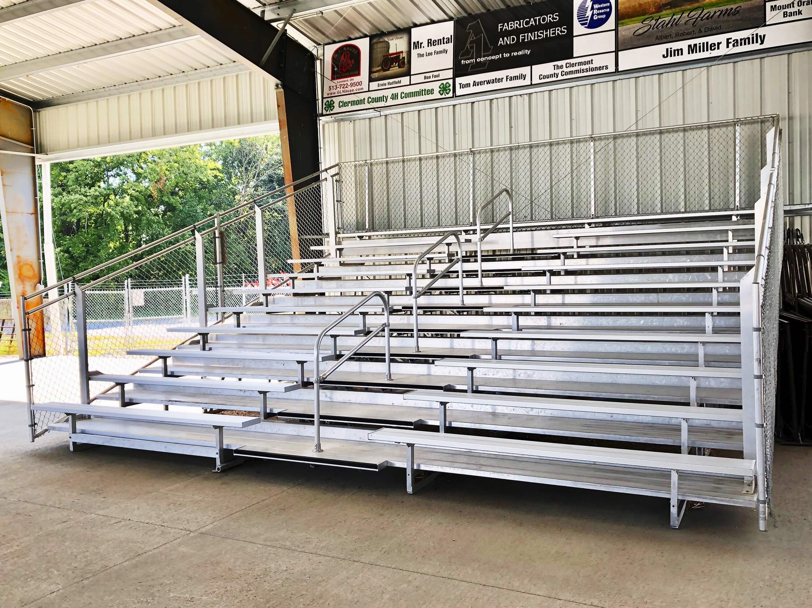 Aluminum 10 Row Portable Bleacher Seats 104 Sightlines