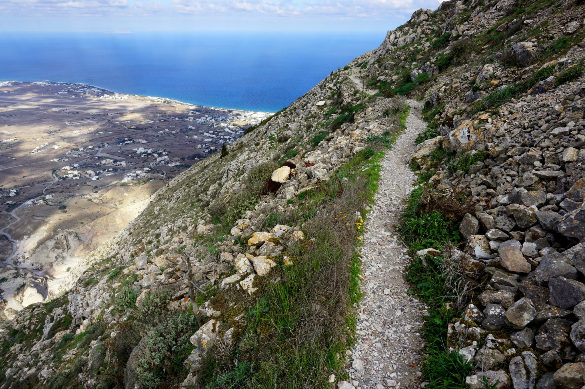 Hiking in Santorini 2 alternative routes to the FiraOia hike