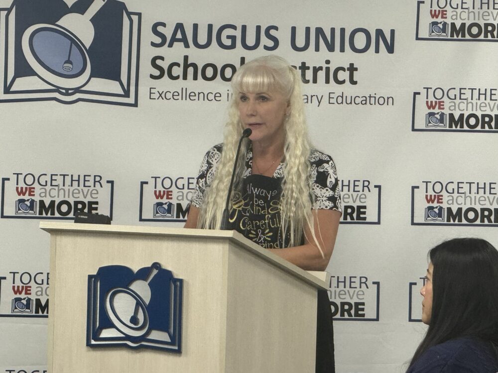 Saugus district teachers voice concerns over student behavior Saugus district teachers voice concerns over student behavior