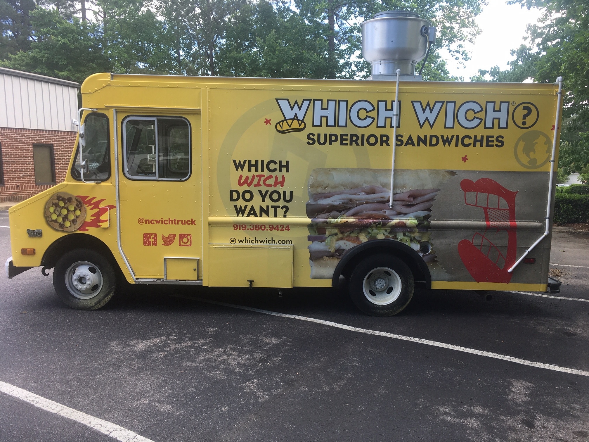 Vehicle Graphics for your Food Truck