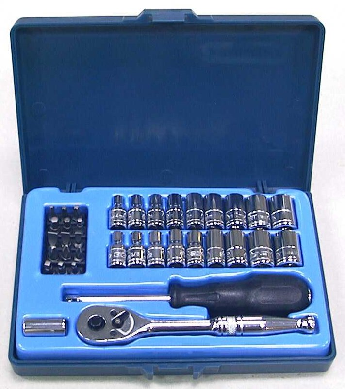 1/4 DRIVE CHROME SOCKET SET WITH RATCHET 36 PIECE SAE/METRIC