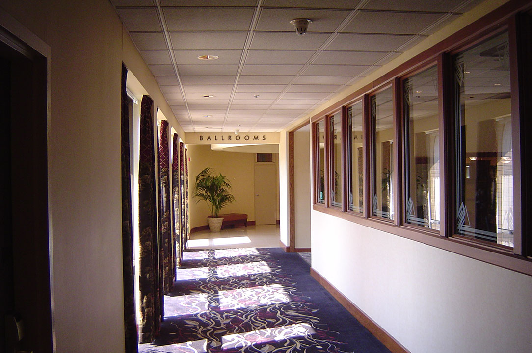 Radisson Hotel Pittsburgh Greentree « Sign of Excellence