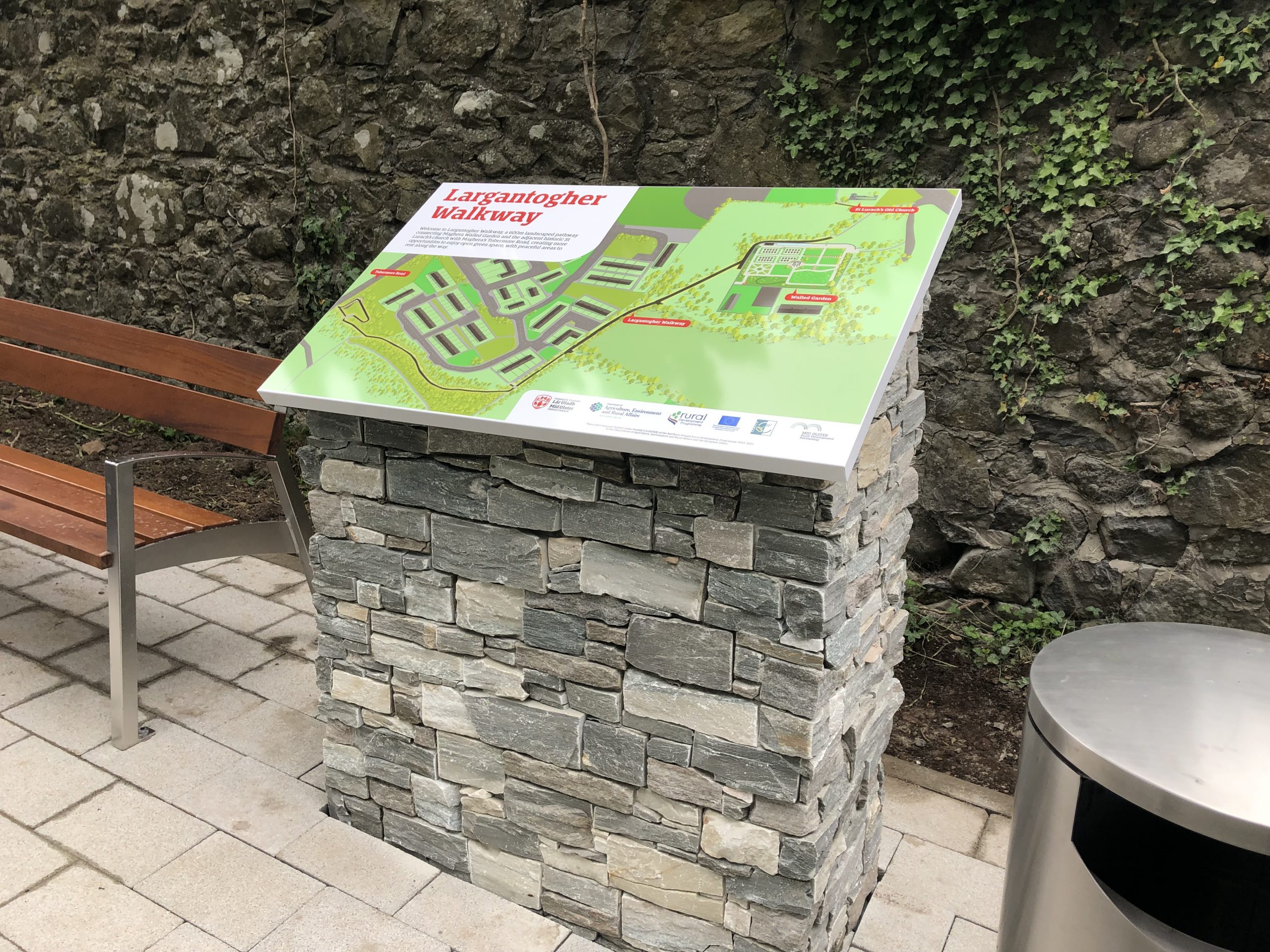 Totem Signage Belfast, Northern Ireland Sign Reload