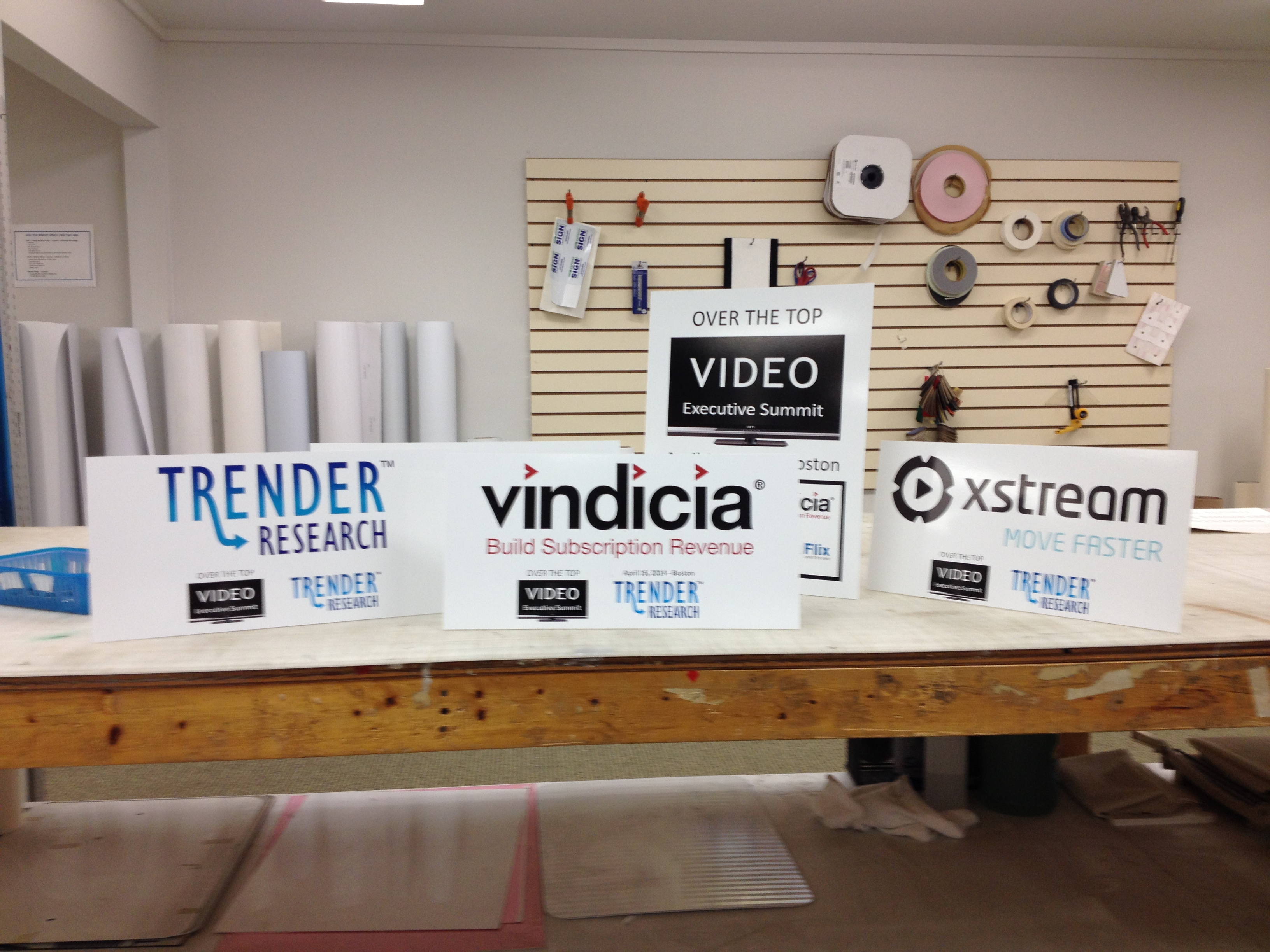 What Are Corrugated Signs? Express Signs & Graphics, Inc