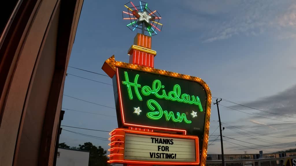 American Sign Museum Restores Holiday Inn Great Sign to Full Brilliance