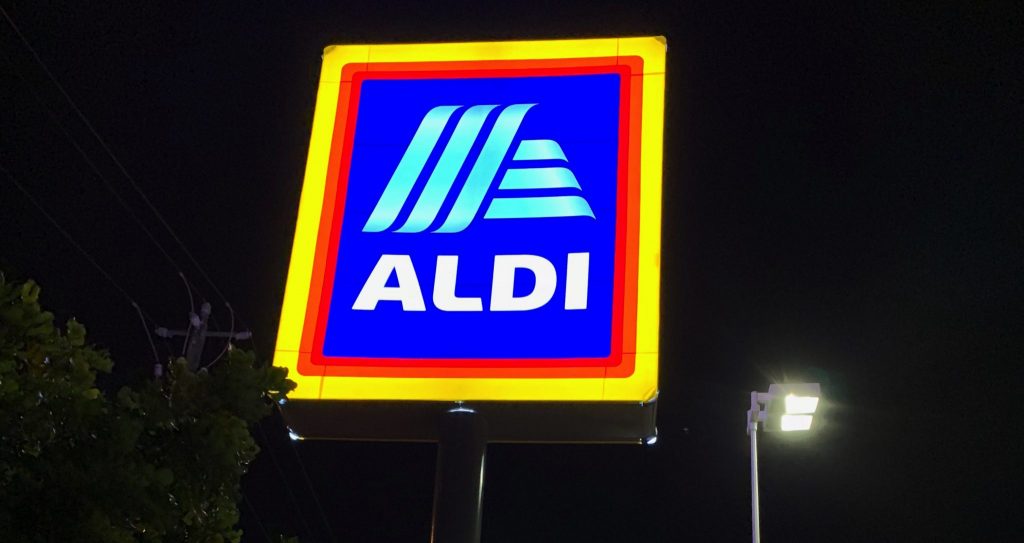 Aldi Signtific Gold Coast Signs Nerang Signs