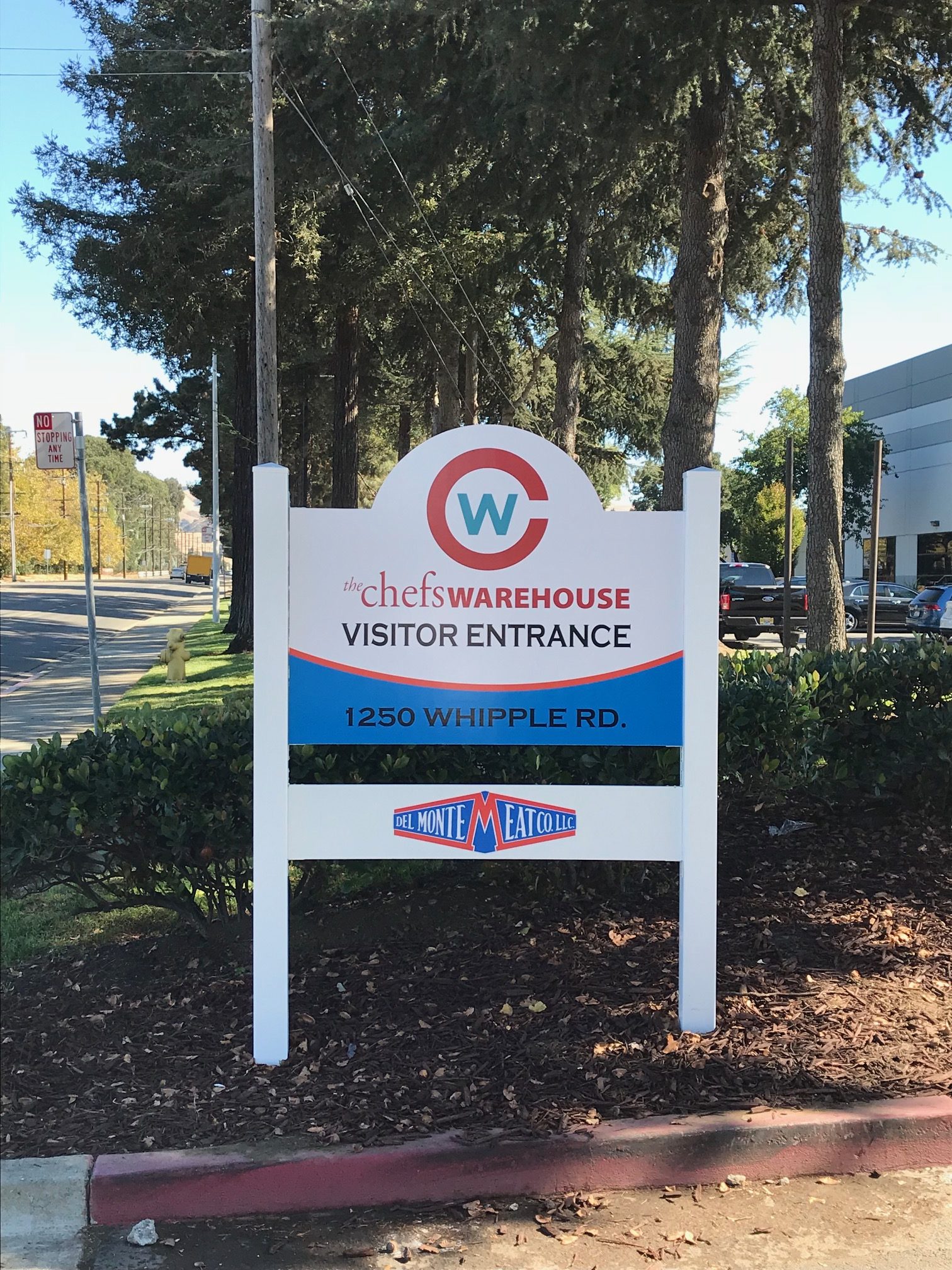 Union City, CA Chef’s Warehouse Post & Panel Signs Completed!