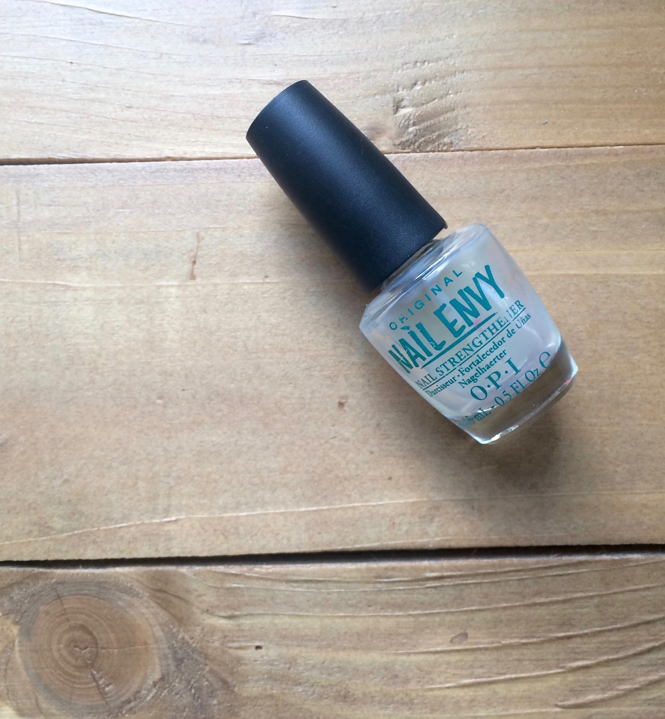 The “Natural Nails” Nail Polish Silk and Cupcakes