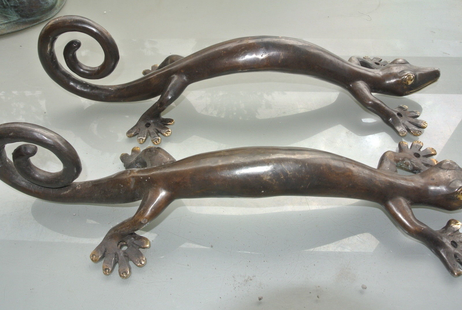 2 Large GECKO 40 cm solid pure solid hollow brass door antique old
