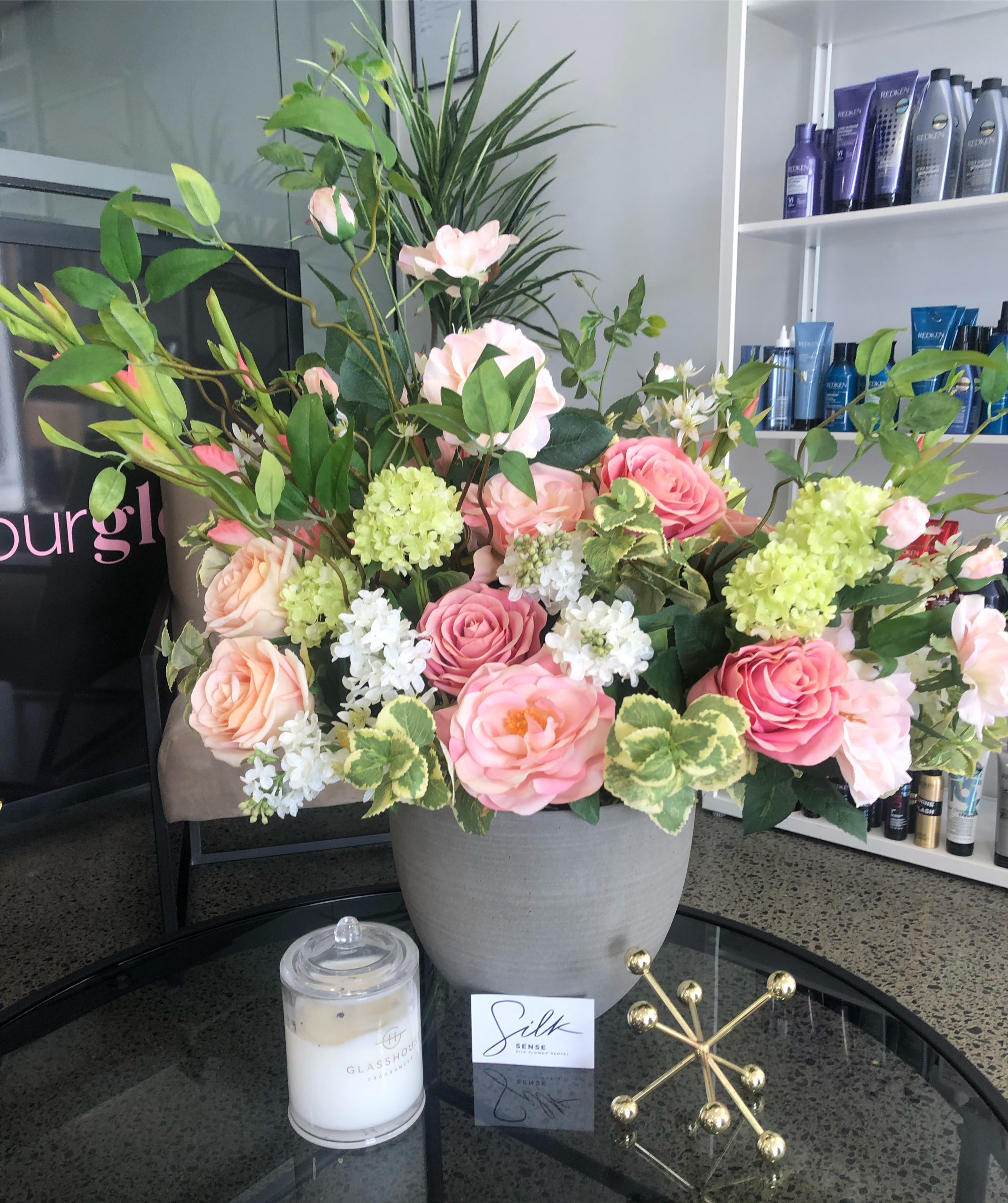 Can I Rent Flowers For My Office In Auckland?