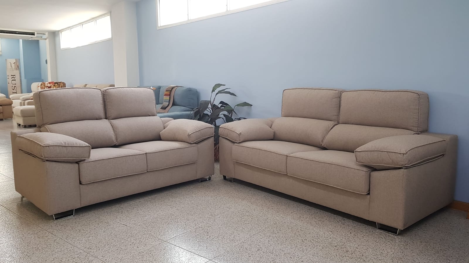 Sofás Sillones y Punto