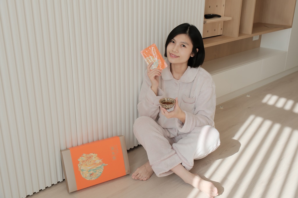 喝的保養│芳茲生技日月養生滴魚精。自用送禮最佳選擇！一包多元營養 適合全家大小的養生滋補品*