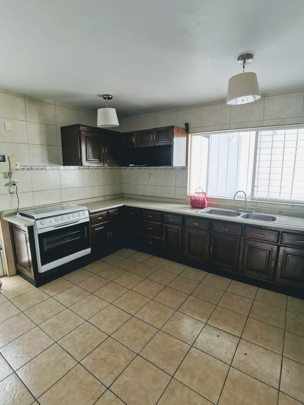 HOUSE FOR RENT IN SAN FELIPE DEL AGUA