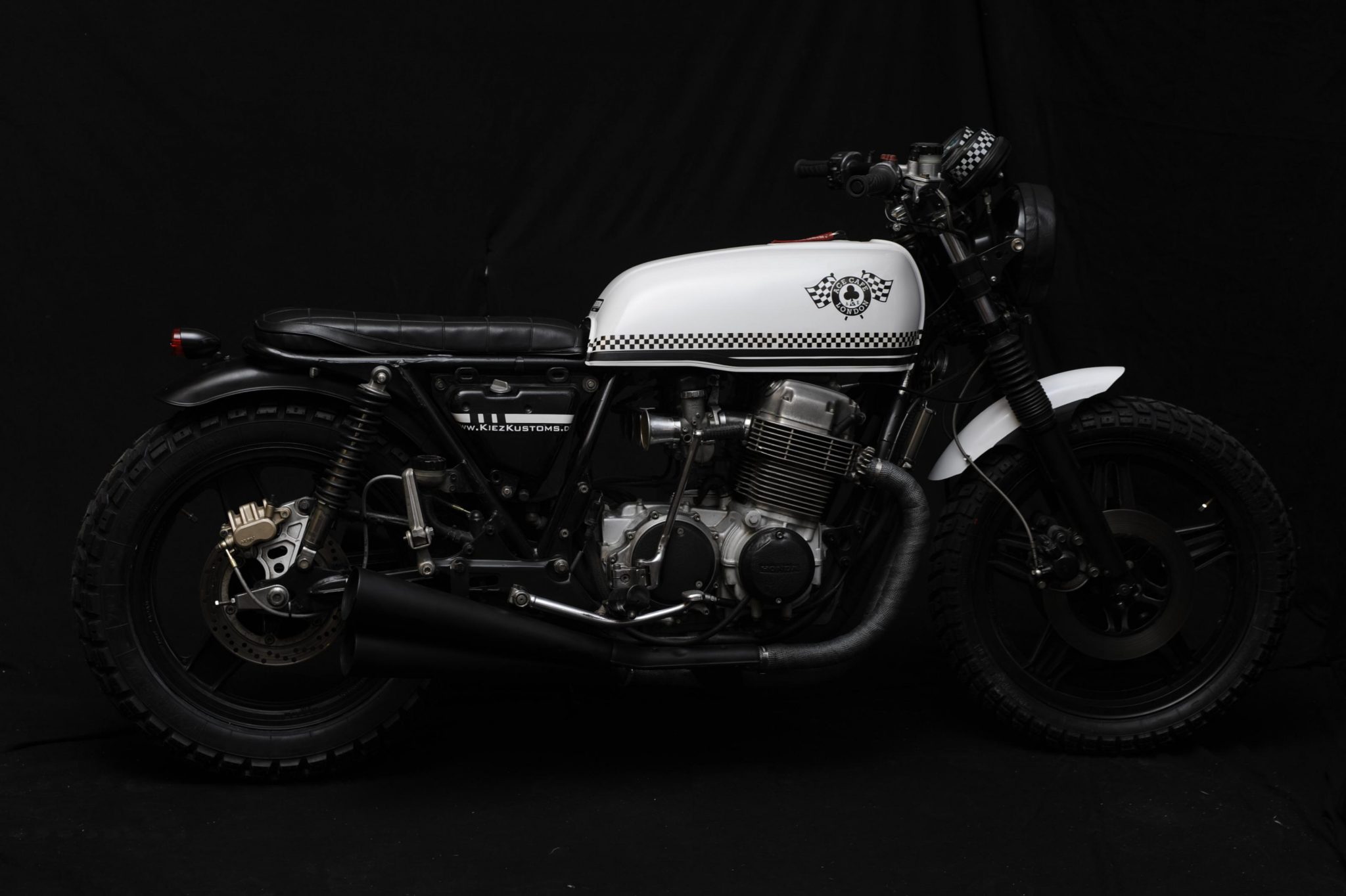 karamelocycles: Honda CB 750 año 79 Scrambler by Kiez Kustoms (2048 x 1364 Pixel)