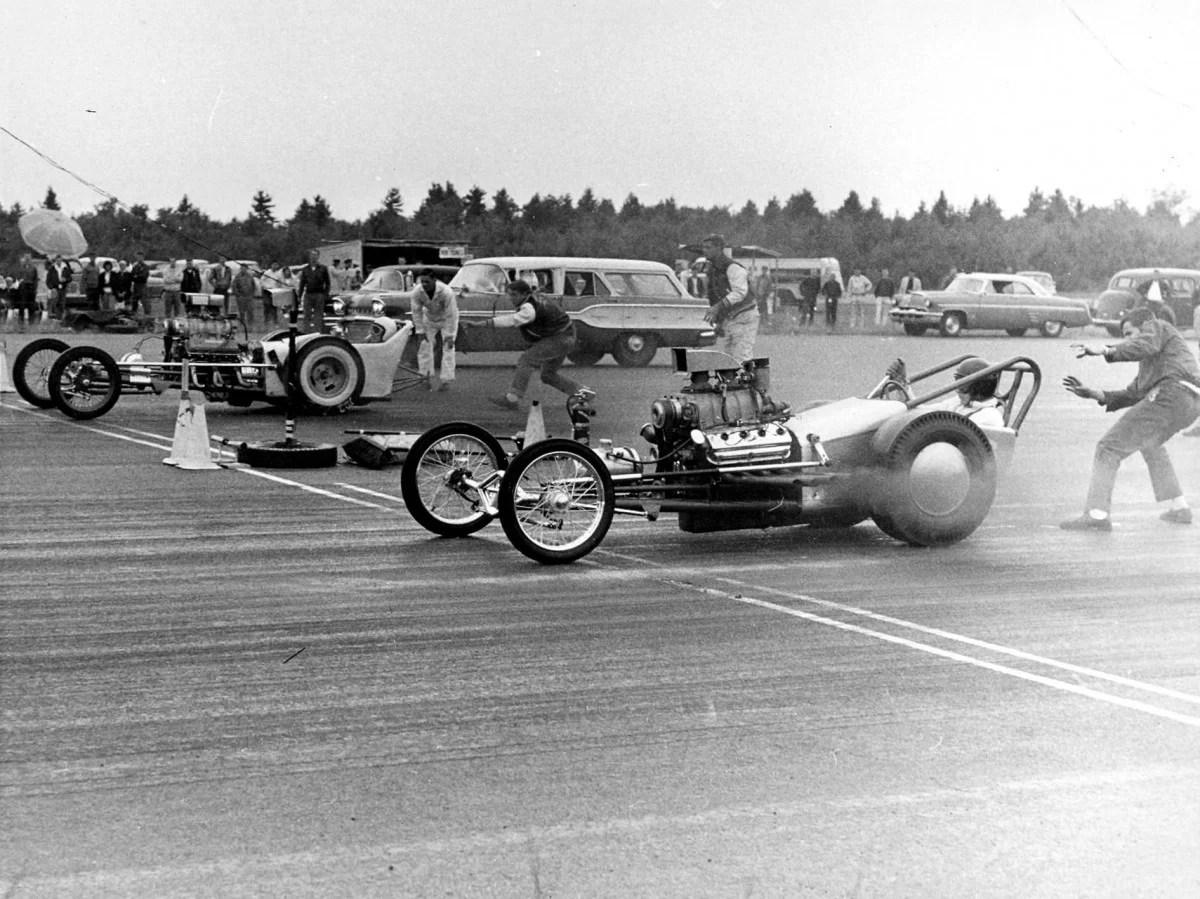 Drag racing early sixties r/pics