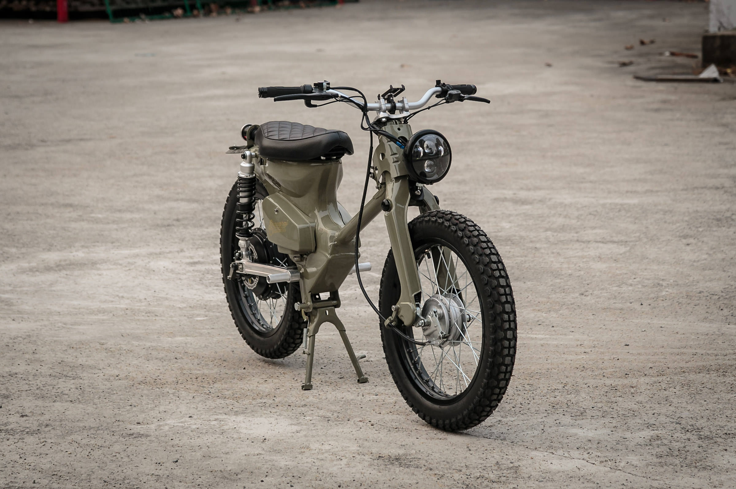 The eCub 2 A Retro Electric Motorcycle by Shanghai Customs