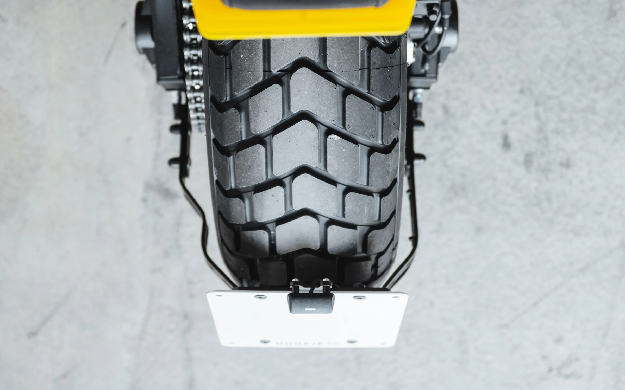 Custom Yamaha XSR700 by Hookie Co.