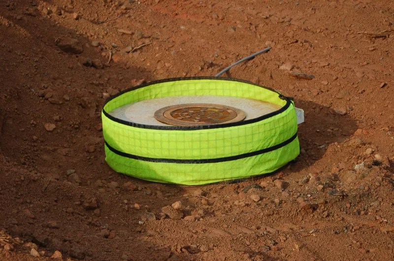 Flexible Inlet Protection for Pedestal Top Inlets Sediment Control