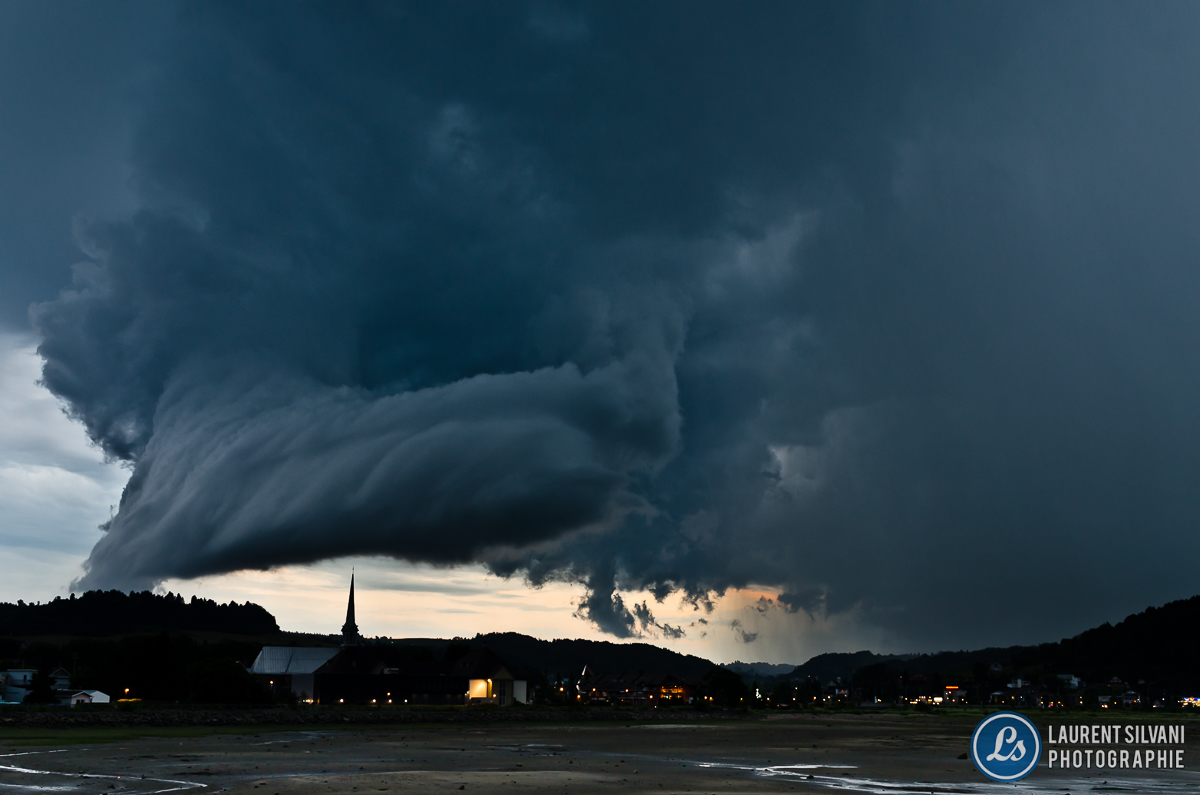 Orage impressionnant au SaguenayLacSaintJean Laurent Silvani
