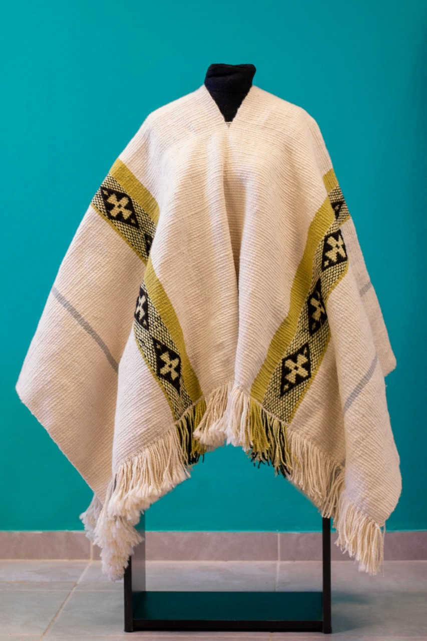 El Poncho Rionegrino fue declarado Emblema Provincial Comunicación