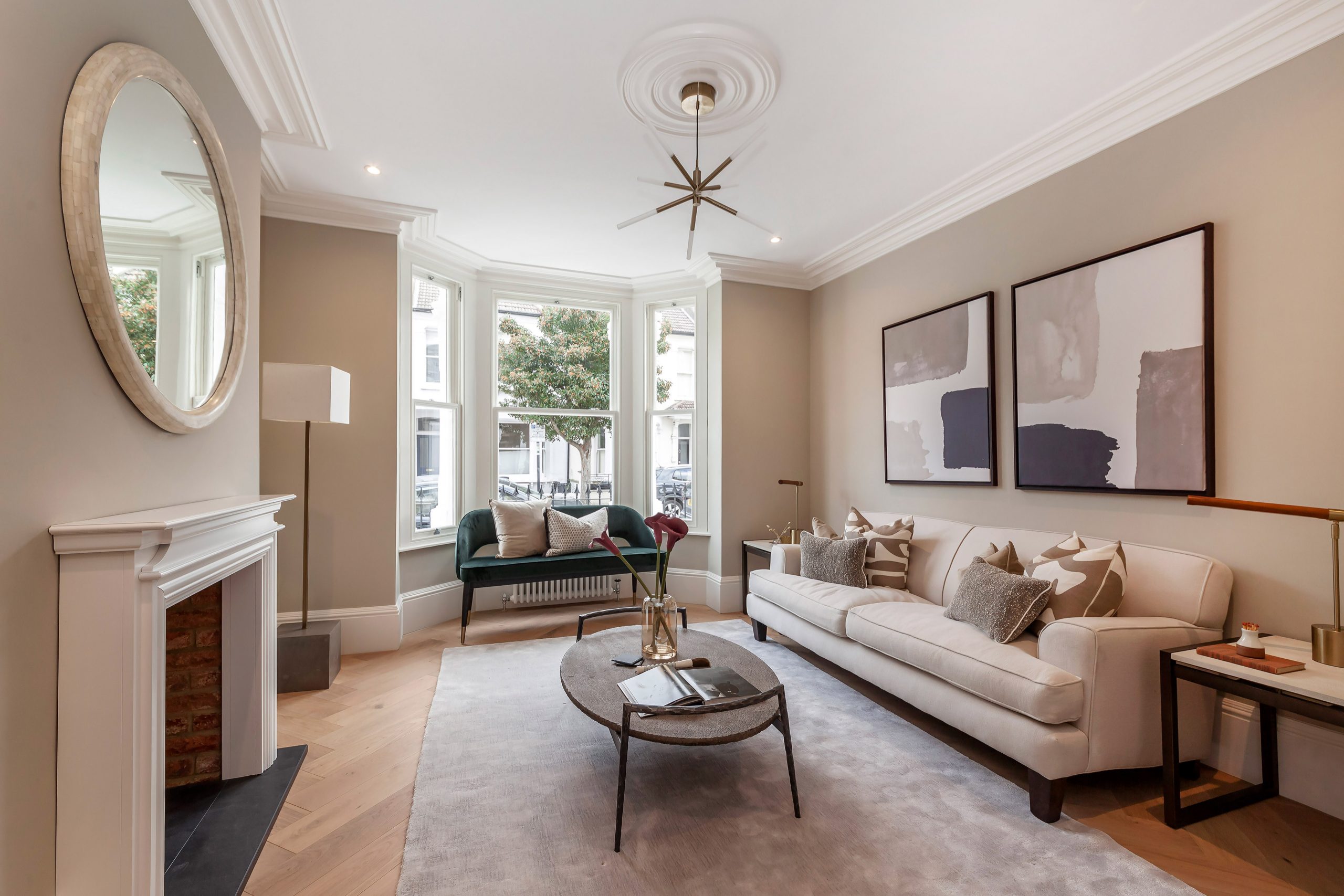 Sugden Road Silvercrow