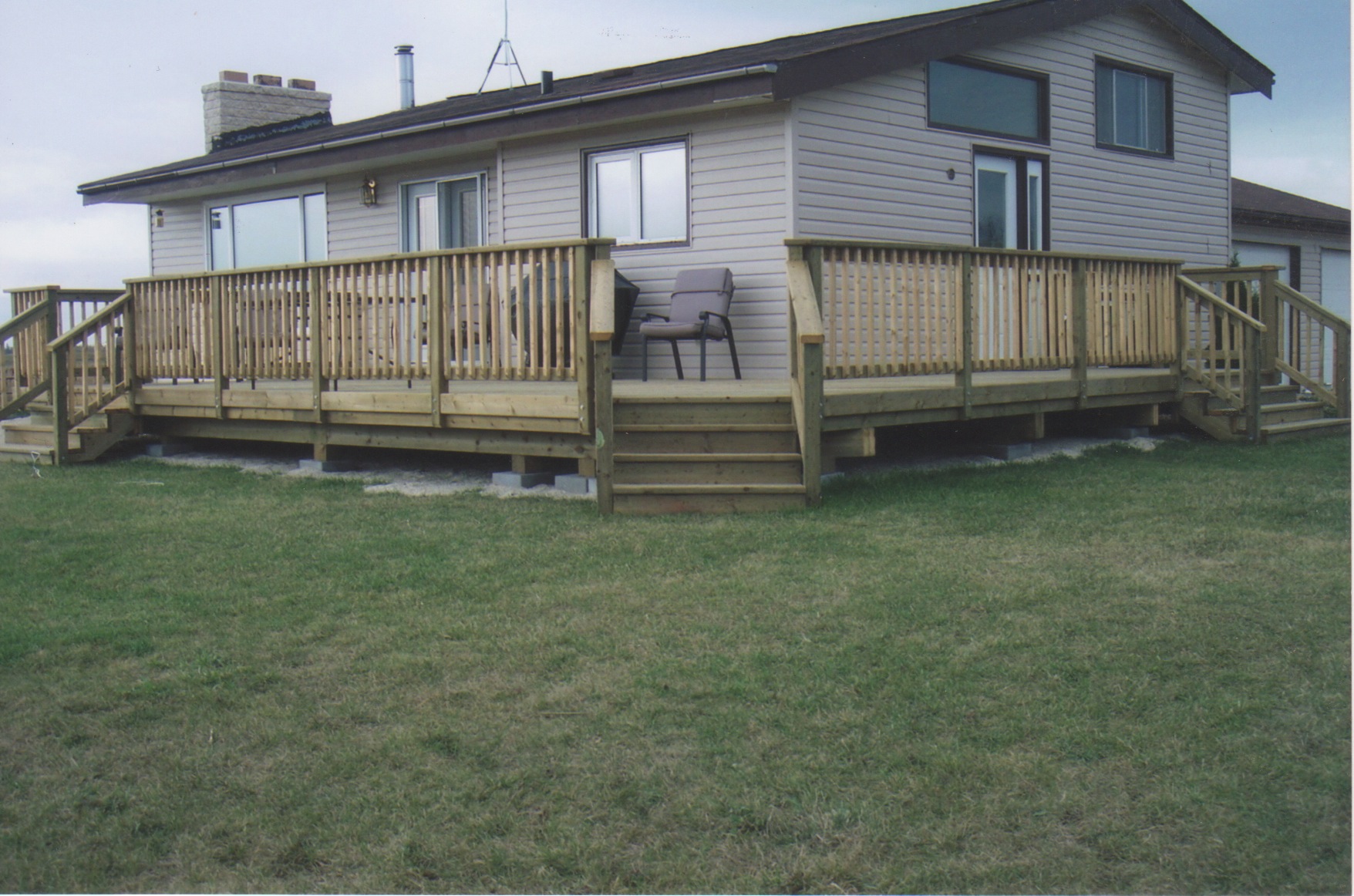 Decks Silverfox Enterprises Deck & Fence Builders in Steinbach