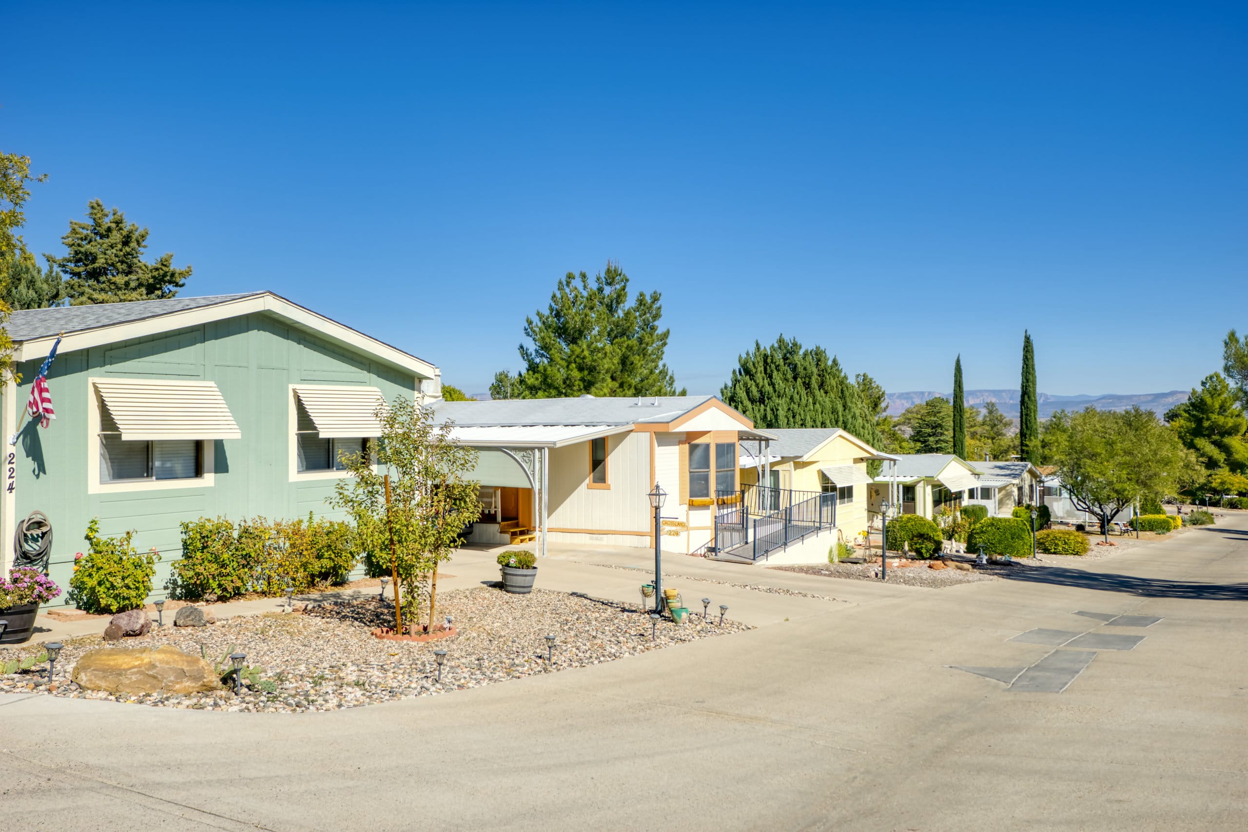 Lampliter Village Silver King