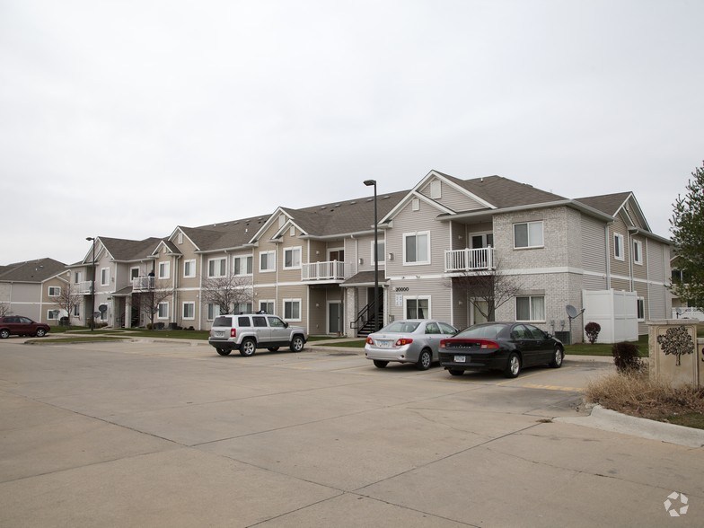 Our Amenities Silver Oak Condos