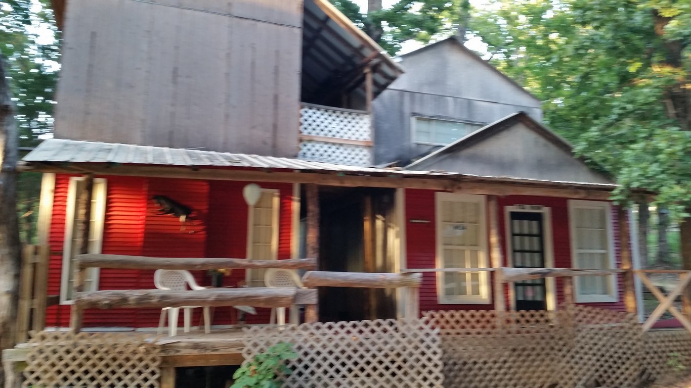 Dixie House Silver Spur Inn