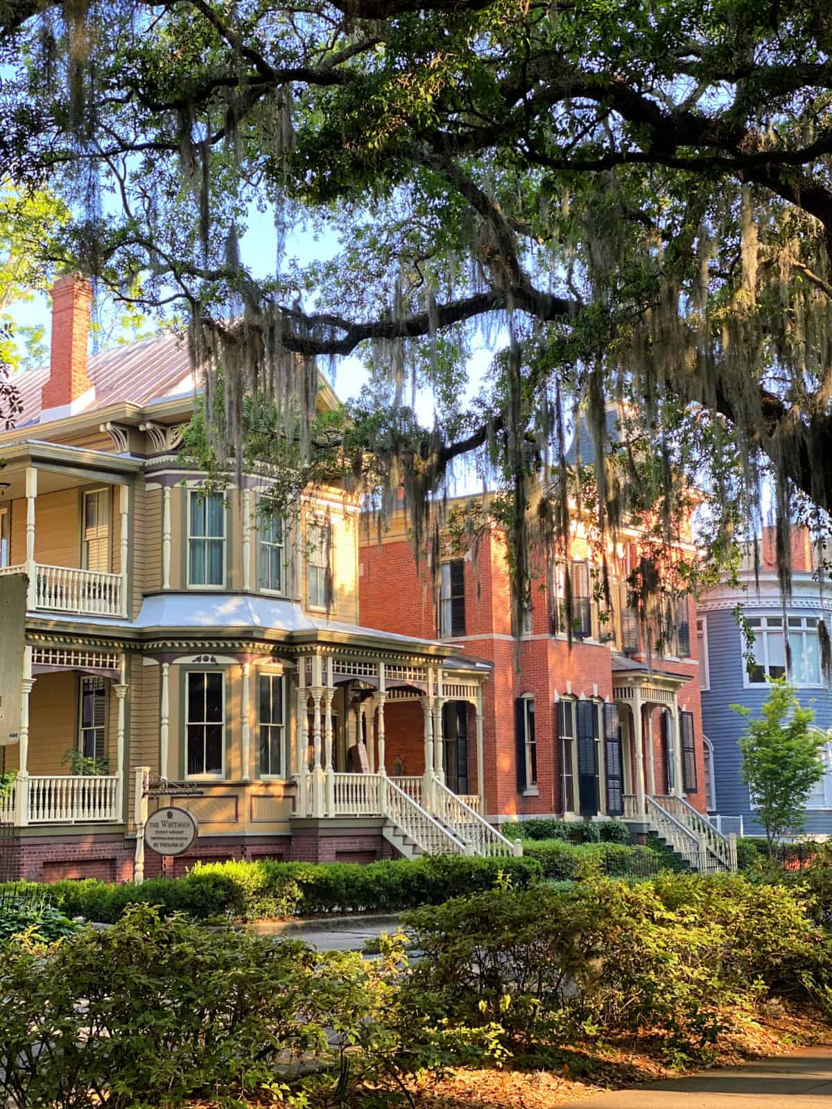 Boulevard, you’ll find one of the top ten largest national historic landmark districts in the united states. 17 Things To Do in Savannah Silver Sun Seeker