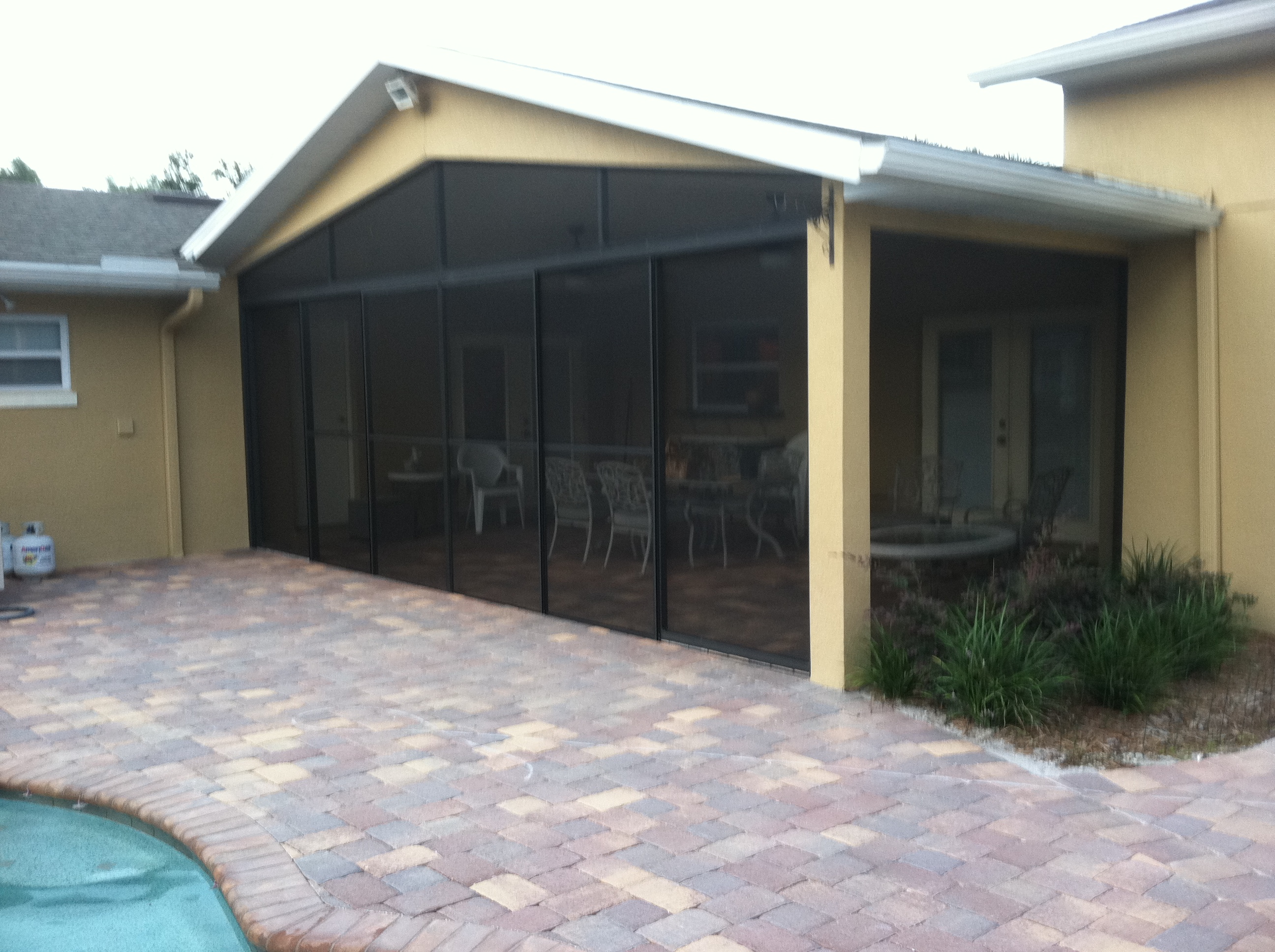 Lanai Enclosure Silver Trend